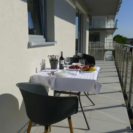 Impresja 42 Apartament Z Garazem Kolobrzeg Exterior photo