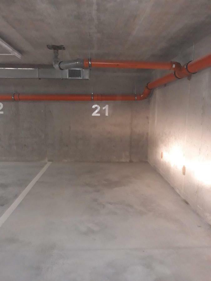 Impresja 42 Z Garazem